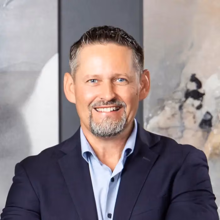 Headshot of Tomas Navratil, Ph.D.